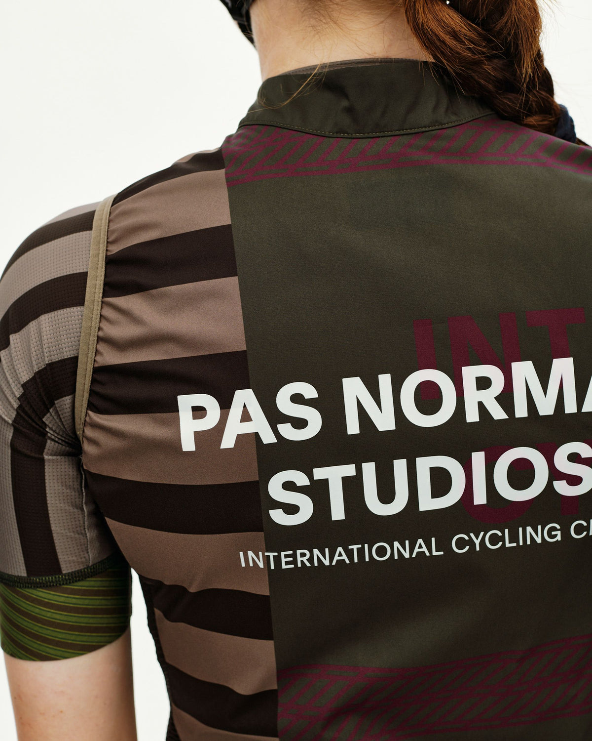 Women's Mechanism Stow Away Gilet - AOP International Earth