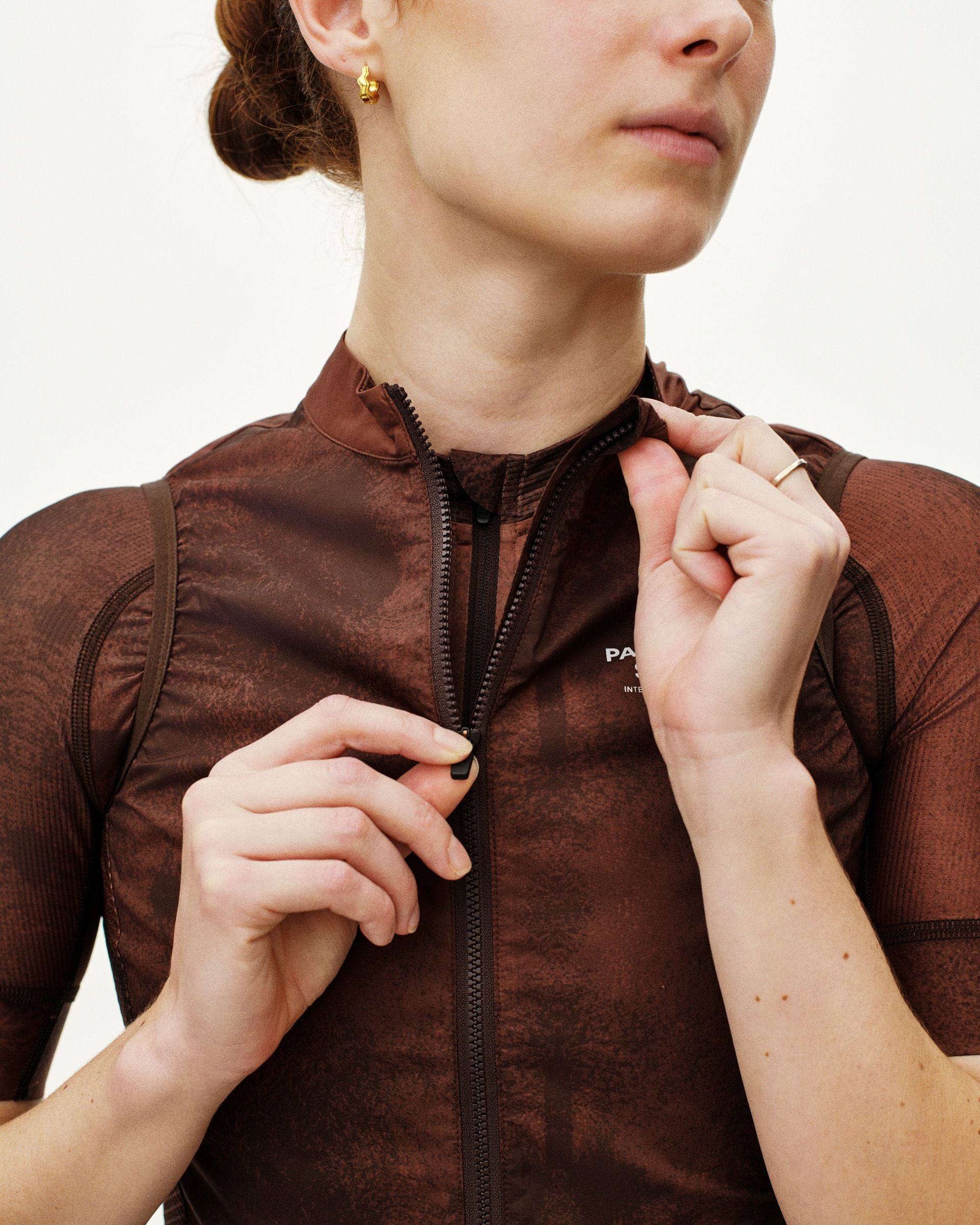 Women's Mechanism Stow Away Gilet - AOP Light brown