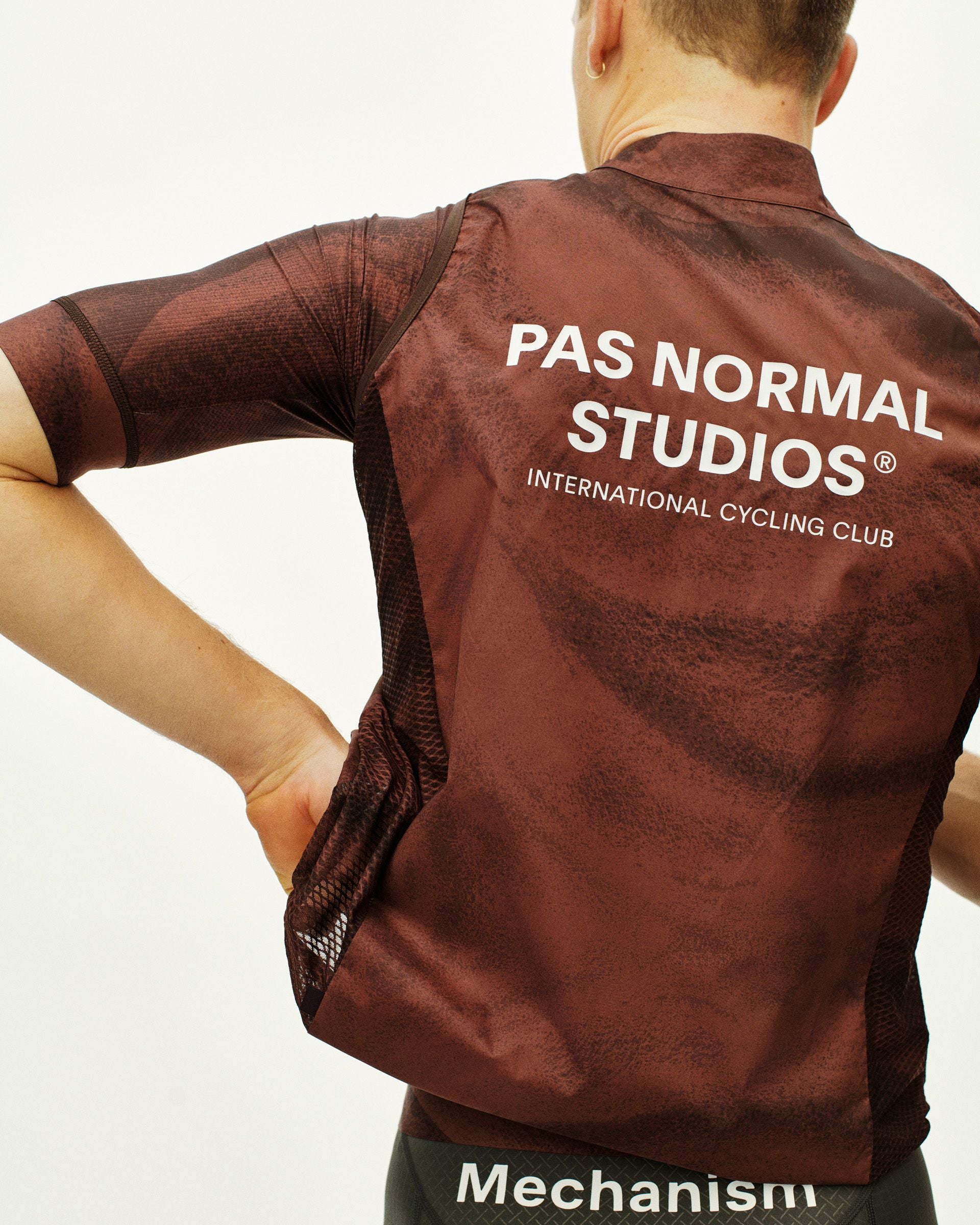 Mechanism Stow Away Gilet - AOP Light brown