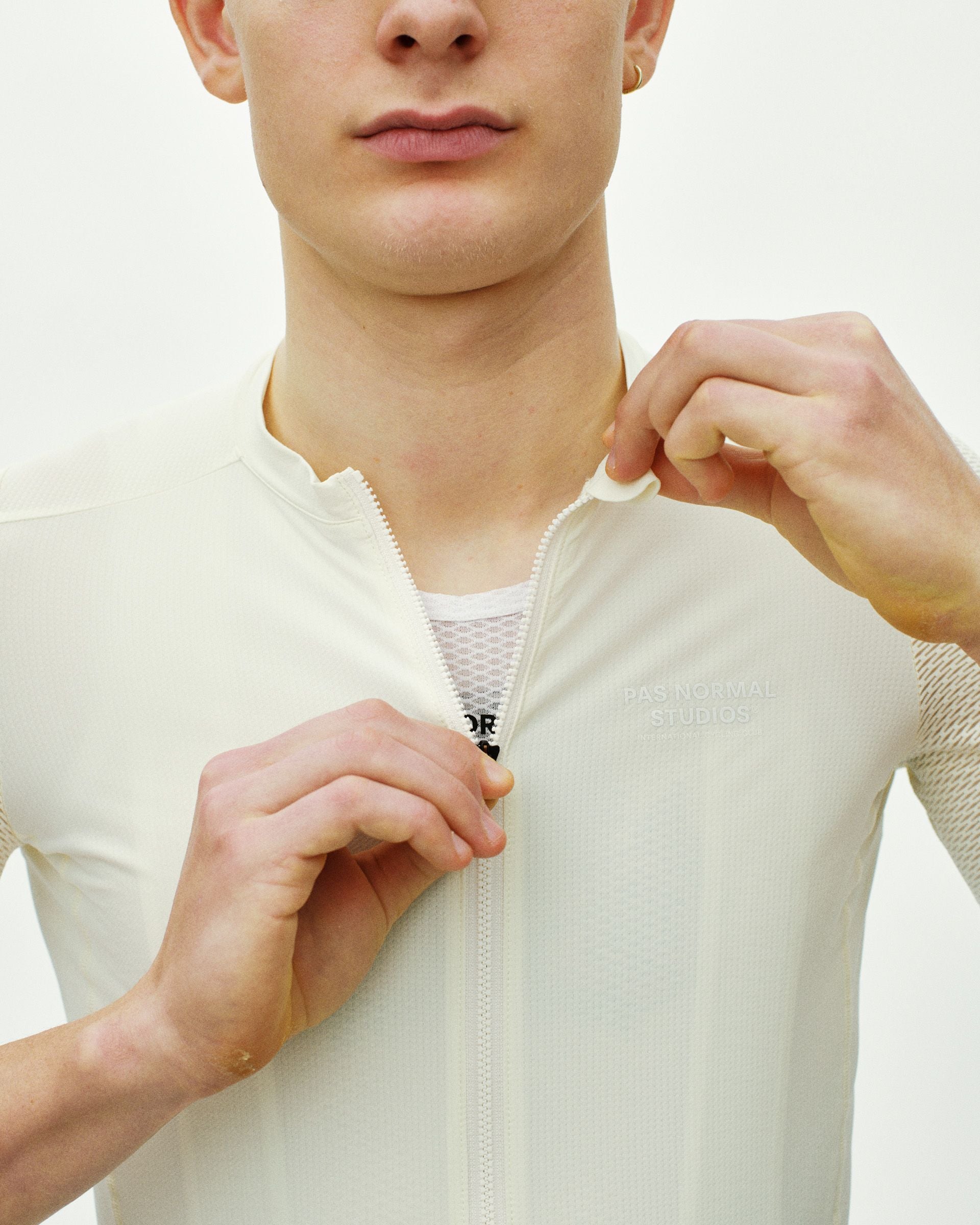 Essential Light Jersey - Off White