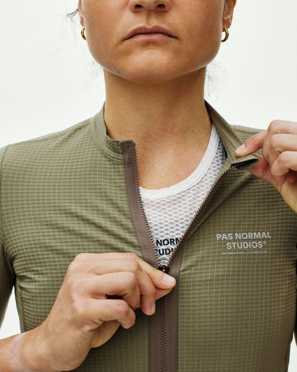 Women's Escapism Jersey - Light Olive