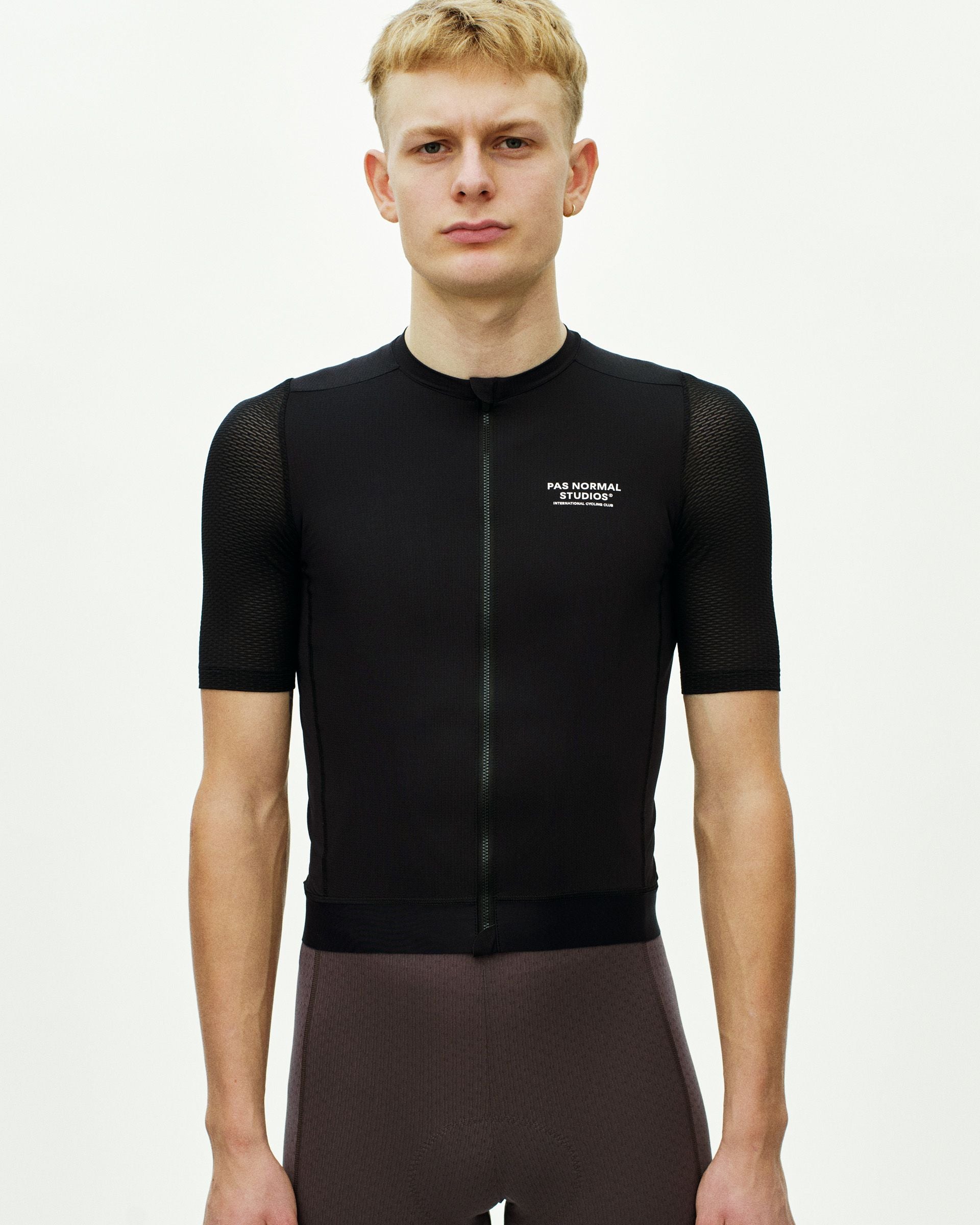Essential Light Jersey - Black
