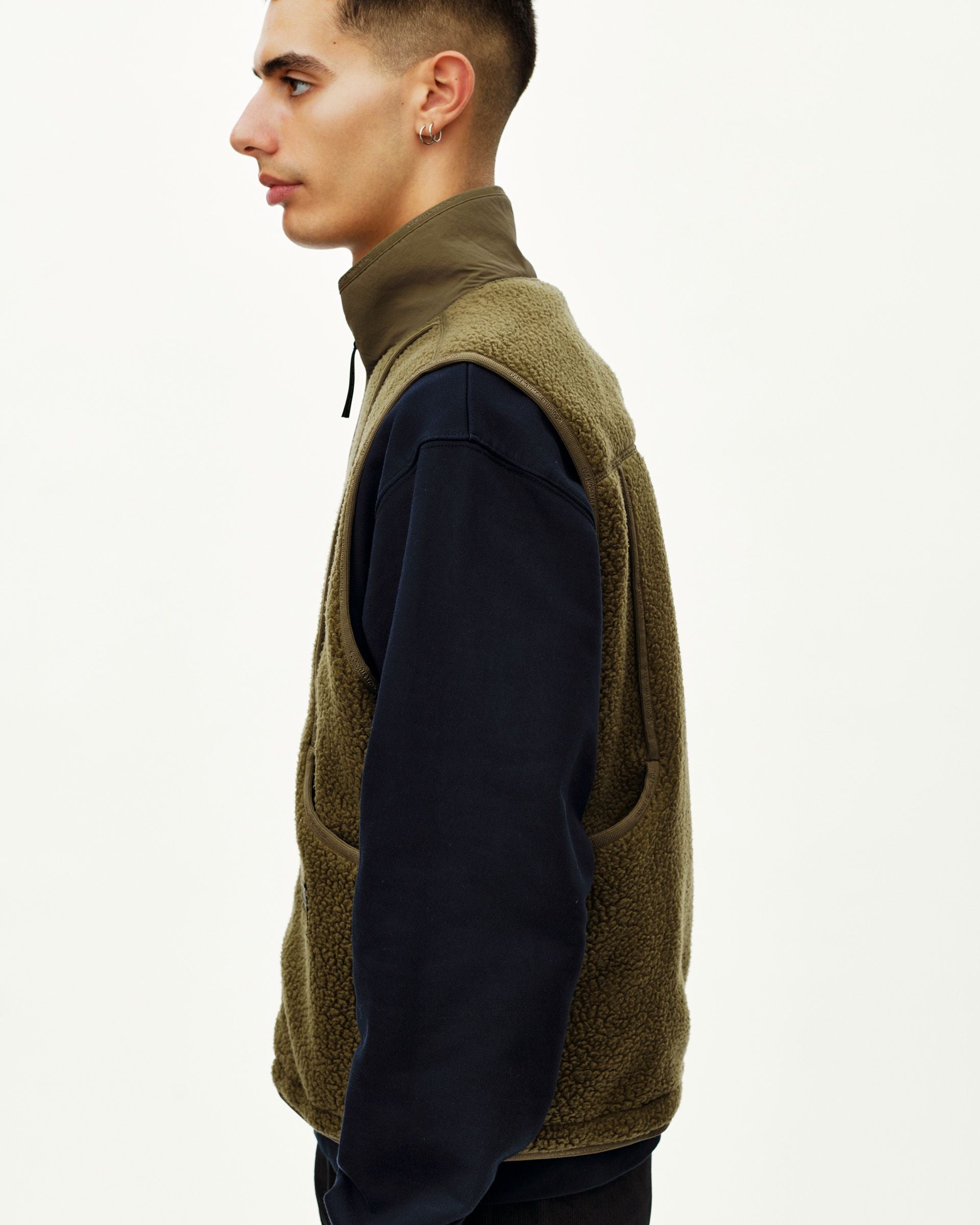 Off-Race Pile Fleece Vest - Deep Olive