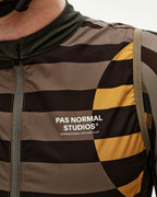 Mechanism Stow Away Gilet - AOP International Earth