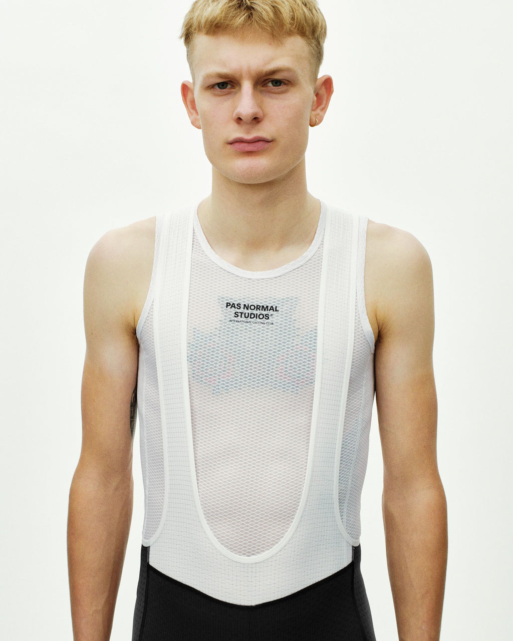 Essential Light Cargo Bibs - Black