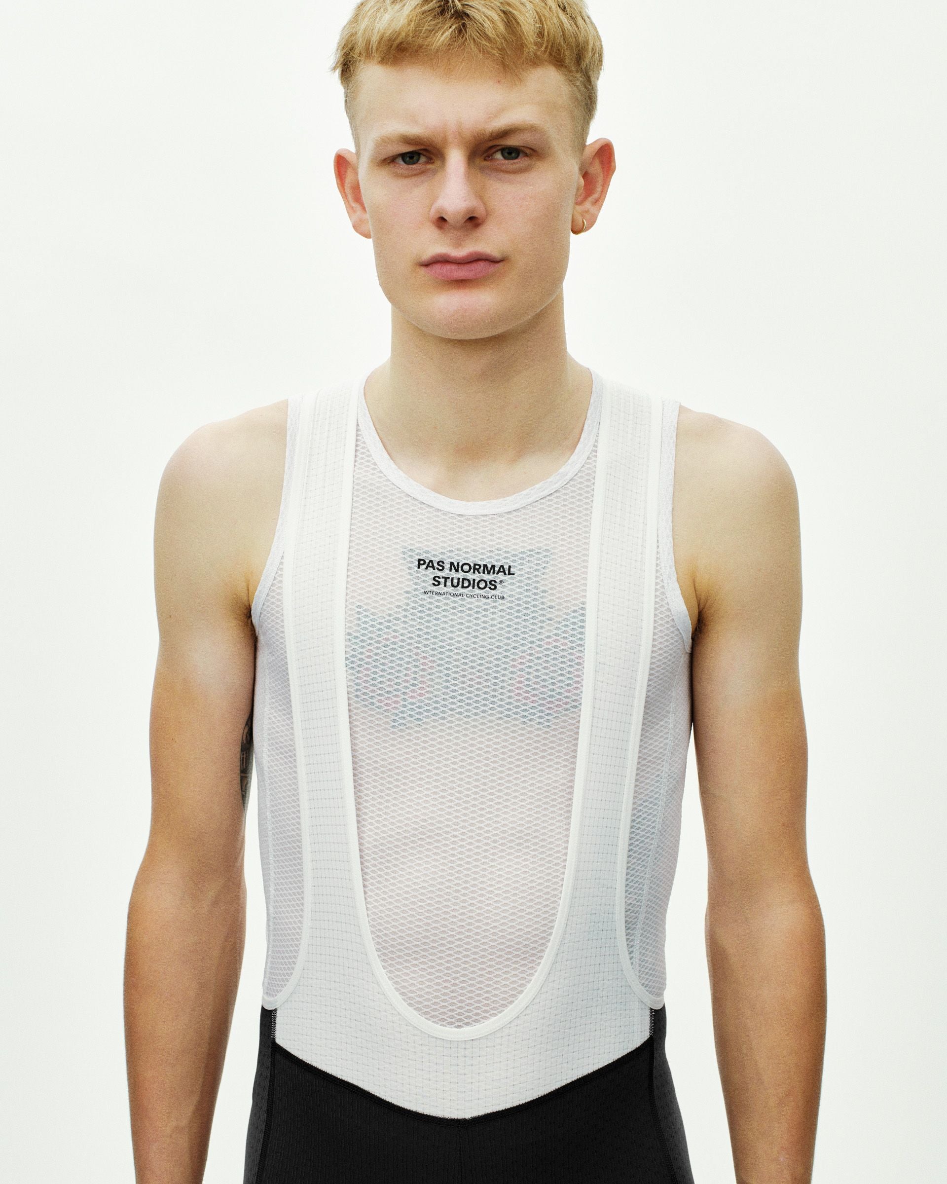 Essential Light Cargo Bibs - Black
