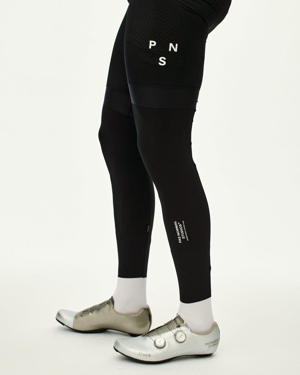 Logo Leg UV Protector - Black