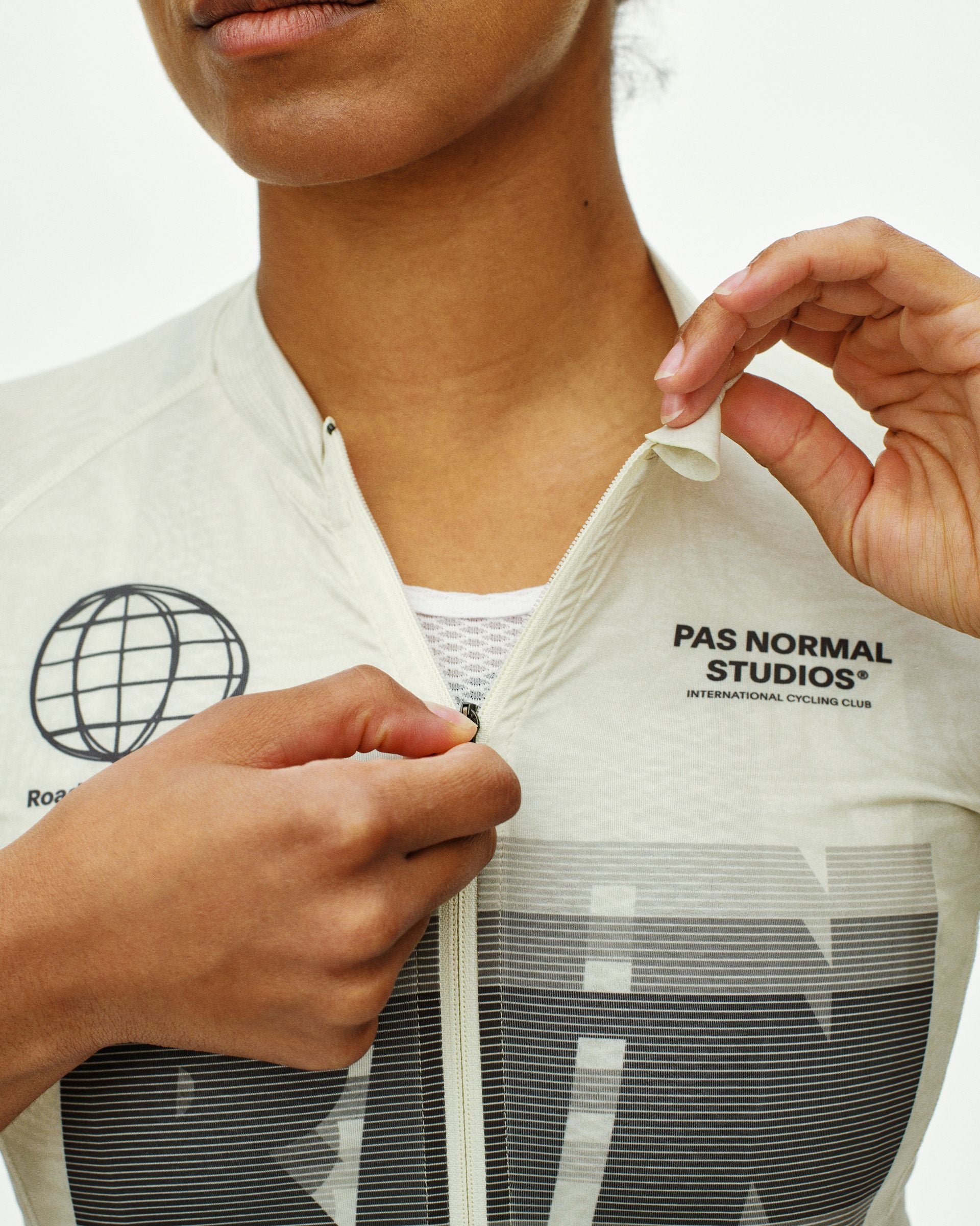 Women's Mechanism Logo Jersey - AOP RTN Off White