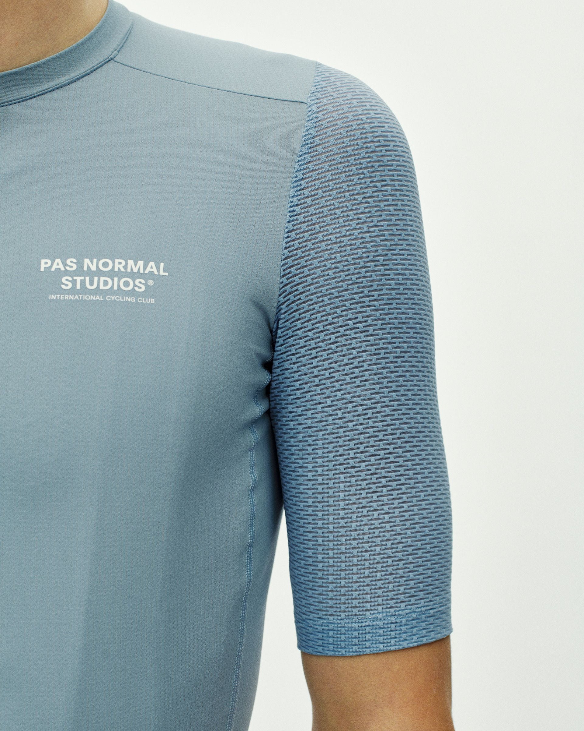 Essential Light Jersey - Pale Blue