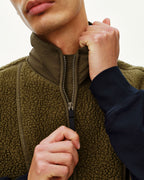 Off-Race Pile Fleece Vest - Deep Olive